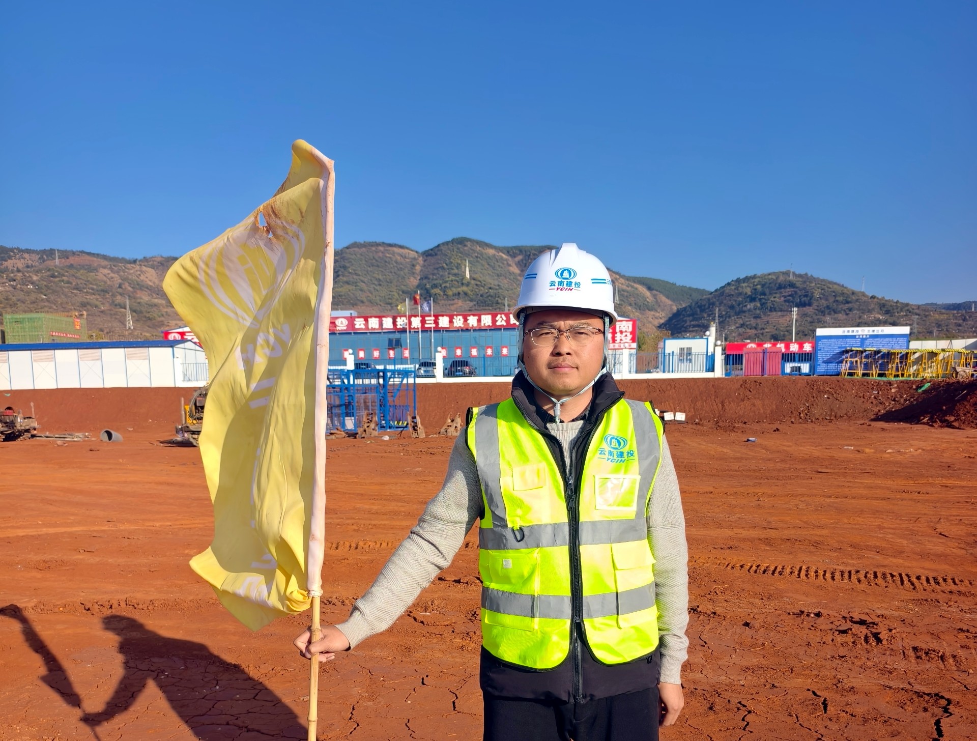 協(xié)同奮進(jìn) 共創(chuàng)輝煌丨集團(tuán)、公司優(yōu)秀項(xiàng)目經(jīng)理事跡展播